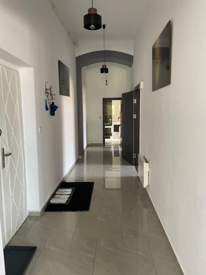 Apartament W Centrum Przy Studni 102M2 Leilighet Chełm Eksteriør bilde
